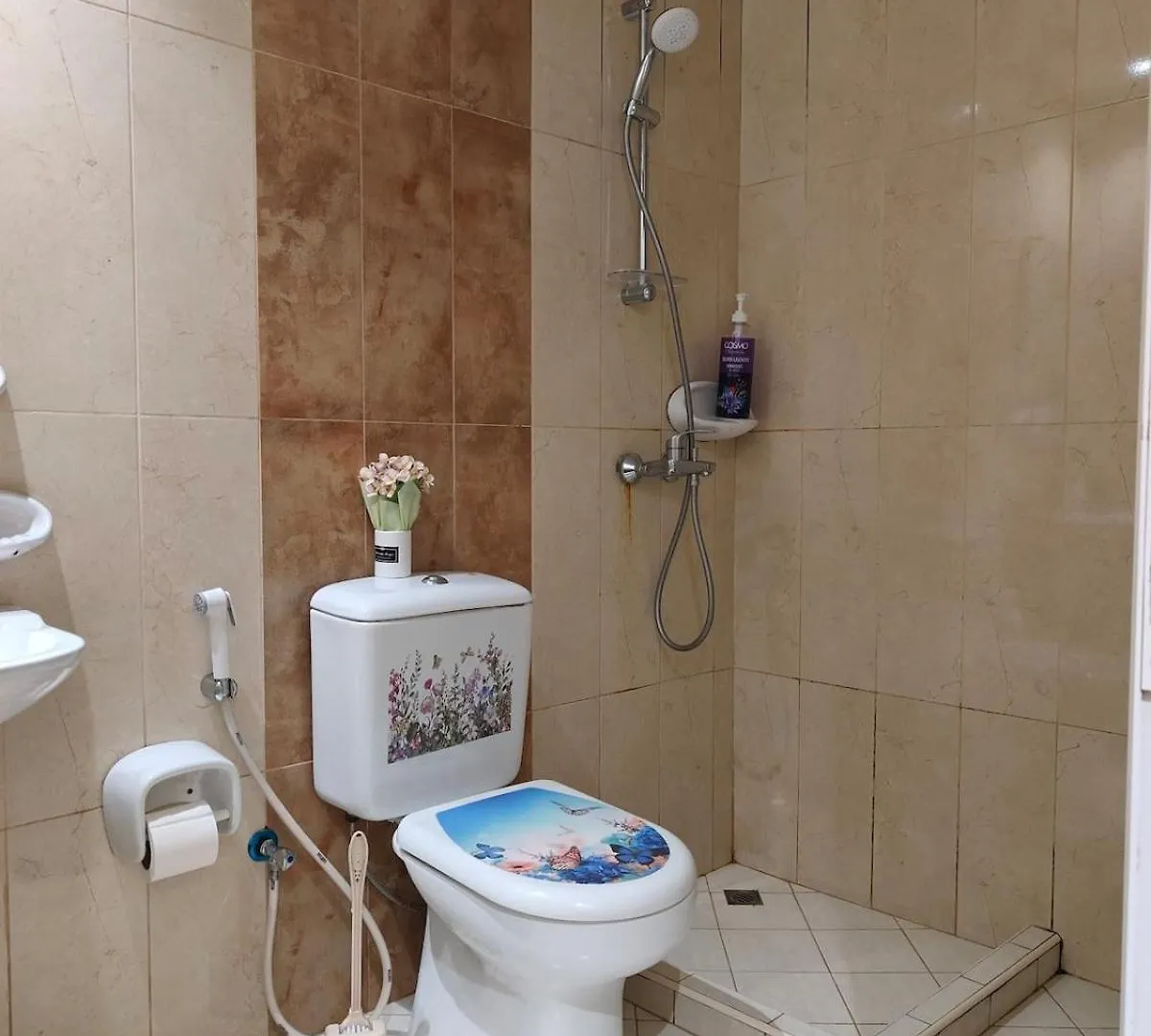Rare Find Dubai Apartment